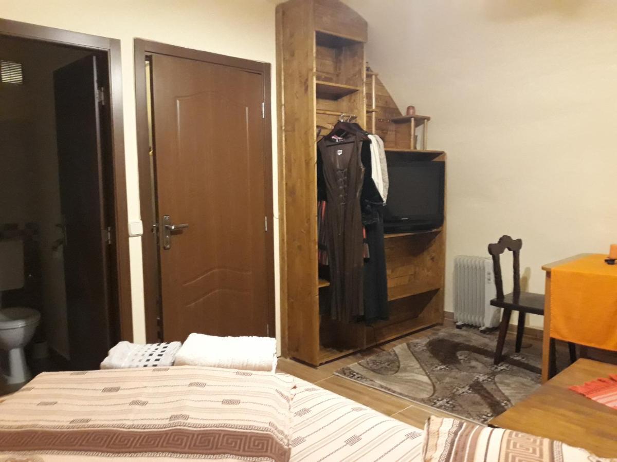 シギショアラCasa Marcusアパートメント エクステリア 写真